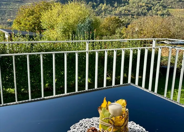 Klosterblick Sowie Weinberge & Drachenflieger