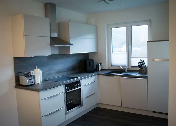 Klosterblick Sowie Weinberge & Drachenflieger * 젤틴겐라티그